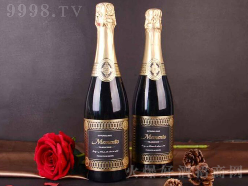 ��ɫ���A�o���t�������Ѿơ�750ml��