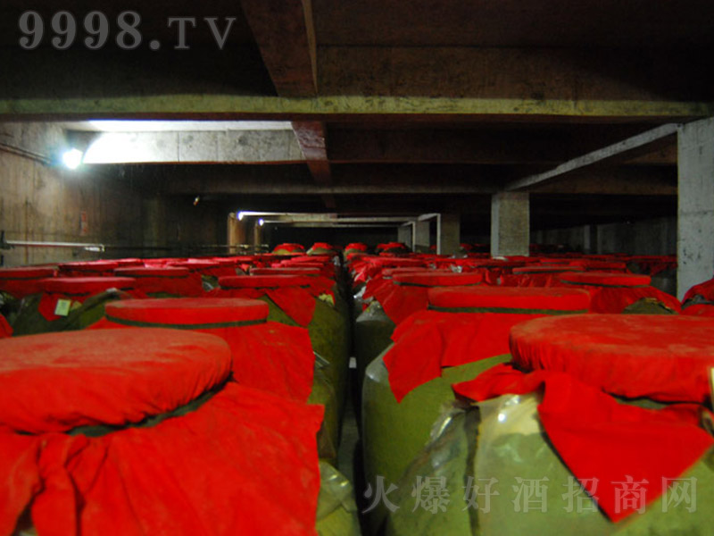 ����Դ�{ζ��