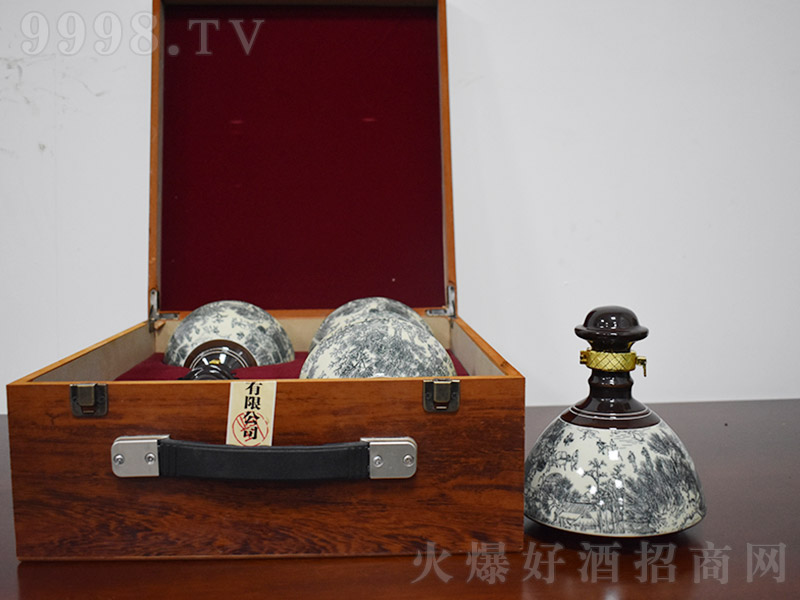 �f�Ҹ�ľ���b �����Ͱ׾ơ�52�� 500ml��