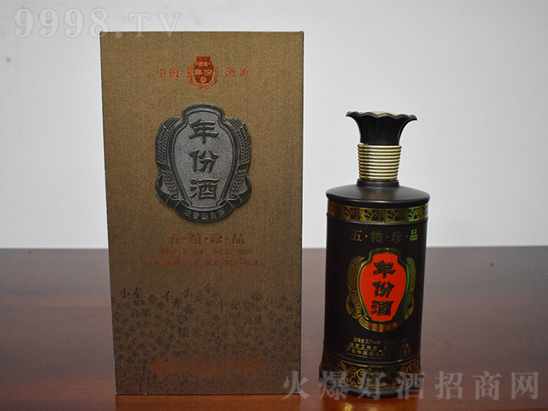 ��Z��Ʒ �����Ͱ׾ơ�62�� 500ml��