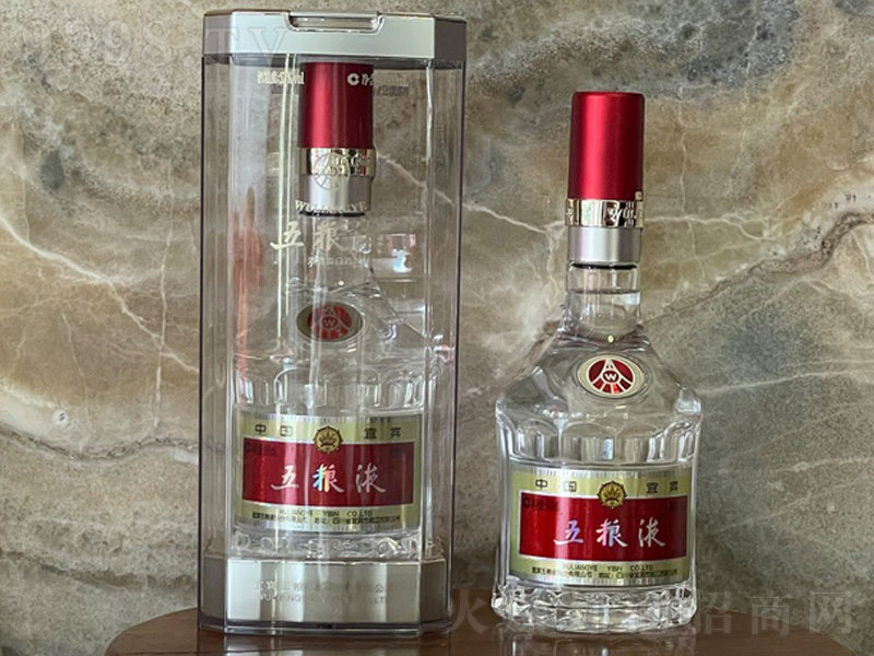 ��ZҺ�ڰ˴������;ơ�52��500ml��