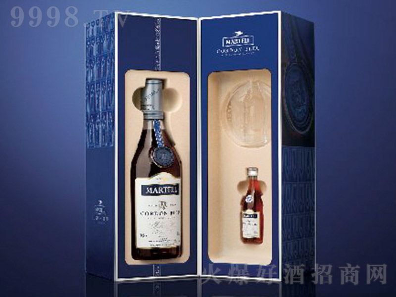 �{���R������һ���ذ��m��700ml