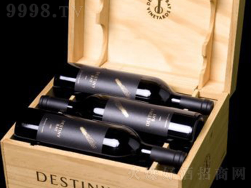 �����m���\֮�����f��˹�ظɼt���Ѿơ�750ml��