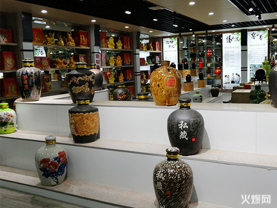 뽻hlչ𱬾WһЌLԥƘI