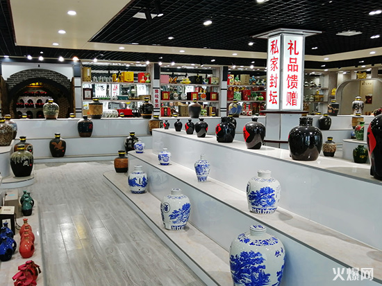 뽻hlչ𱬾WһЌLԥƘI