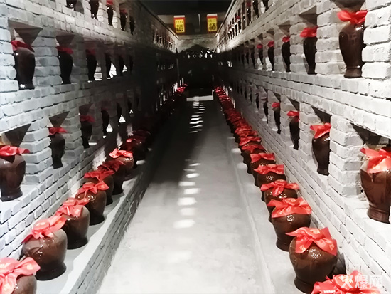 뽻hlչ𱬾WһЌLԥƘI