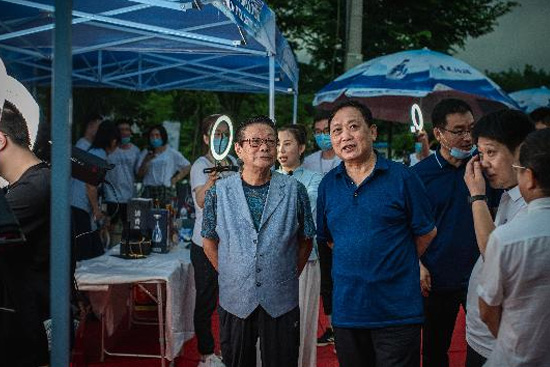 �ԡ�÷����ý��÷���ࡰ�ڡ����ھ�����ϲֱ����؛Ԓ��÷����