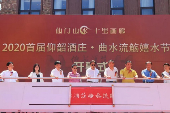 ���Tɽˮ��ʮ�ﮋ�ȣ���һ�����ؾ��f��ˮ���x��ˮ�����ӣ�