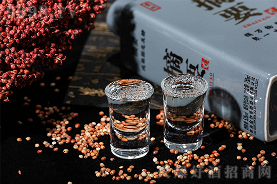 Ԕ������ժҪ�ƻҽ���u���Ͱ׾ơ�53��750ml��