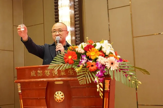 ��Z���״��x�����ڳɶ��A�M�e��