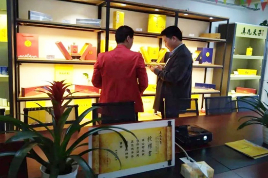 ȫǾƕ?zh)Ӳ@ӆsl(f)؛