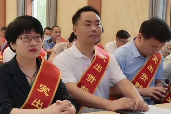 ����ơ�Ƽ��F