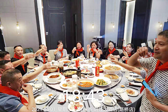 Сé֮��ϟ����ƻ������Ȧ����Ǭ�ƘI(y��)2021ǧ���f��Ʒ�b��Ȧ�۟o��(sh��)��