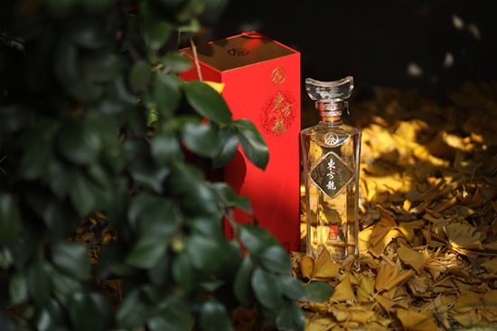 �x�����Ŭ������(j��ng)�N��ԓ����xƷ�����ڰ׾��Ј�(ch��ng)�ɹ���� 