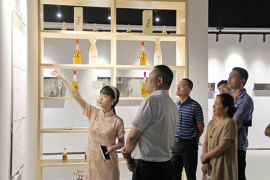 ��ˇ�gע��ƿ�������ڿ��Ҽ���������һ����