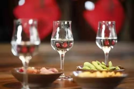 ׾еġd𡢃㡢֪ȥƷ᣿