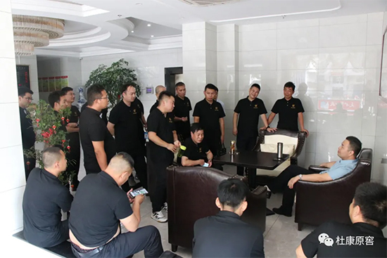 ��ϵ�����̣��Ј��_���҂�һֱ��·�ϣ�