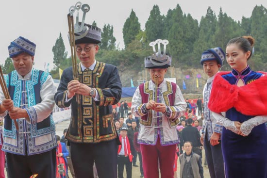 �����u���