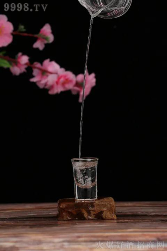 �F���F��֮��ӭ�e�o���