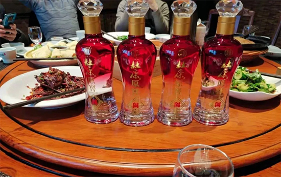 Ʒ|(zh)+ƷλɾһƿſԭѺþƣ