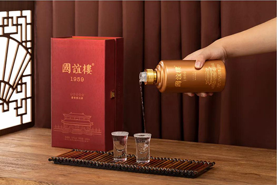 ���u����