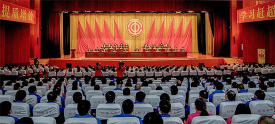 ���ž�����ӛ���ھŌ����ߵ�ʮһ�Õ�(hu��)�T�������(hu��)����Ε�(hu��)�h�A�M�e�k