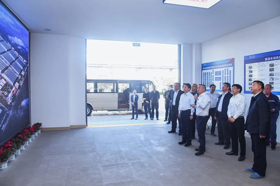 uR | é_FһиoϽ_չ콻