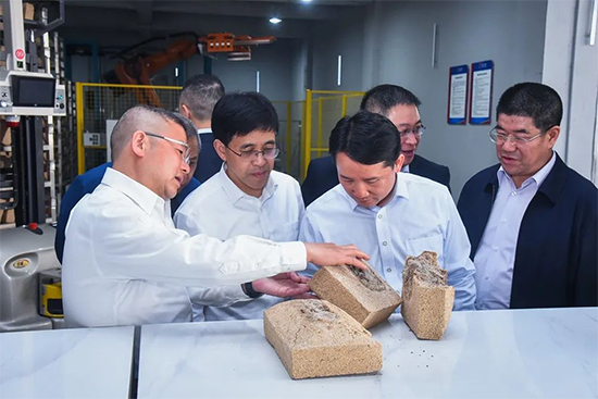 uR | é_FһиoϽ_չ콻