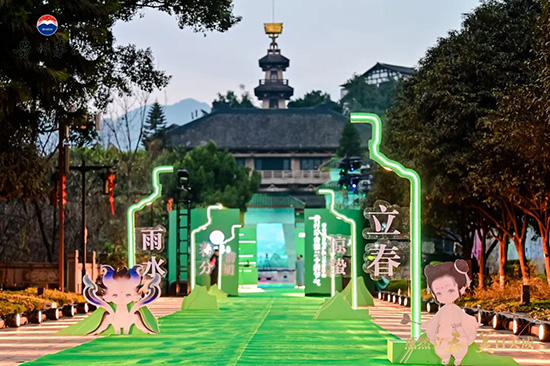 é�_�������ۃr����