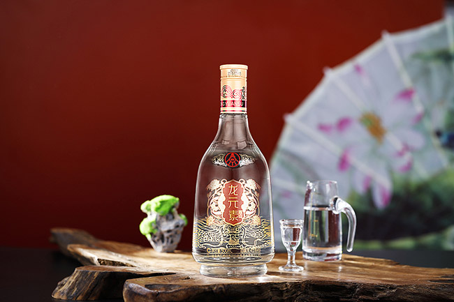 龍元素酒精品濃香型白酒【52°500ml】