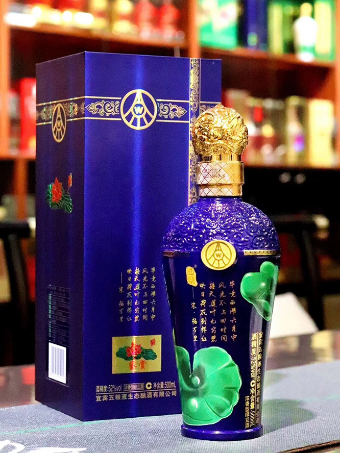 國(guó)鼎荷花酒鑒賞濃香型白酒