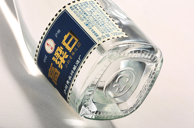 <P>產品名:秀水坊高粱白酒窖6濃香型白酒【42°500ml】</P>