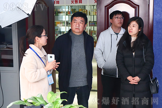 對(duì)白青春(江蘇)酒業(yè)