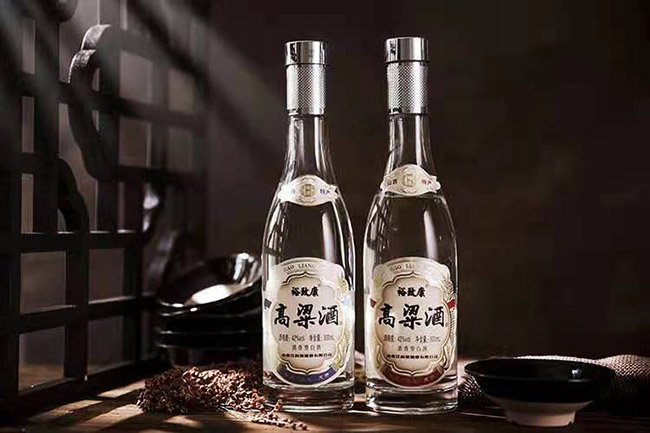 裕致康高粱酒鴻運(yùn)當(dāng)頭濃香型白酒【42°500ml】