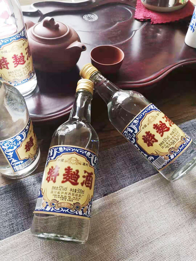 瀘州特曲酒 濃香型白酒【52度 500ml】