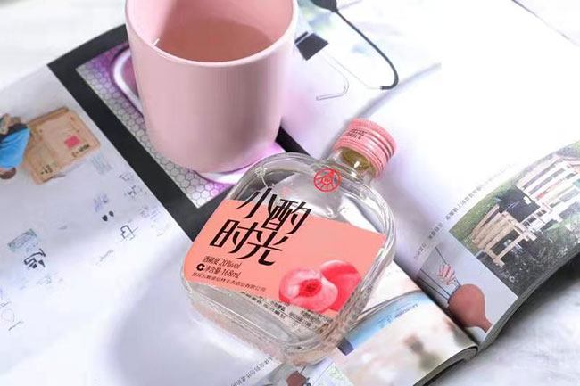 小酌時光牌蜜桃味露酒【20° 168ml】