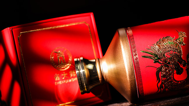 貴州省大師酒游云驚龍 醬香型【53度 500ml】