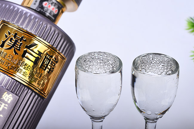 �h�_����