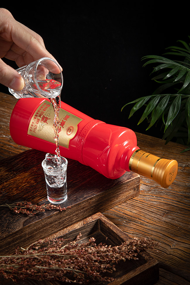 劍南金樽酒精釀 濃香型白酒【52° 500ml】