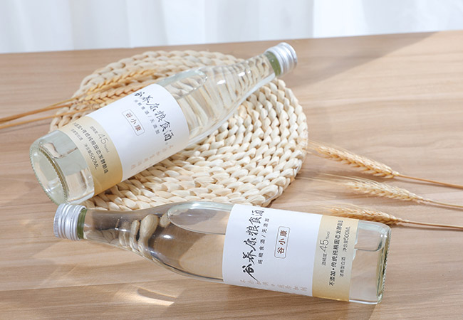 ���B���Zʳ�ƹ�С��