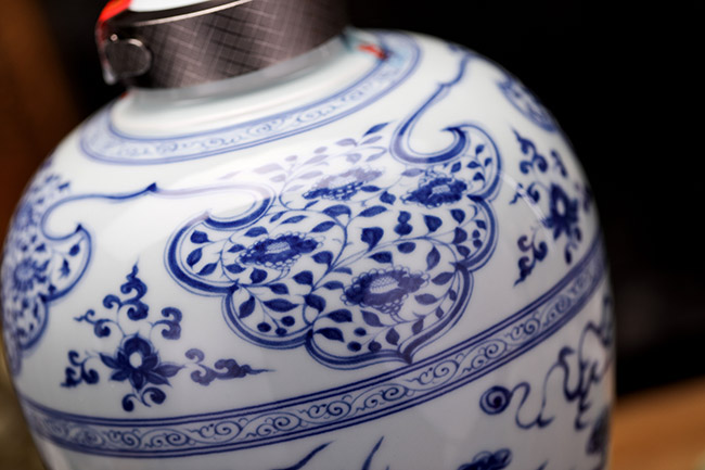 筑春醬酒仿元青花飛鳳紋梅瓶 醬香型【53度 5L】