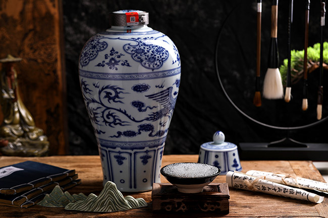 筑春醬酒仿元青花飛鳳紋梅瓶 醬香型【53度 5L】