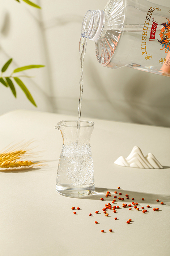 秀水坊四川糧食酒-龍年紀(jì)念版 濃香型【42°52°1L】