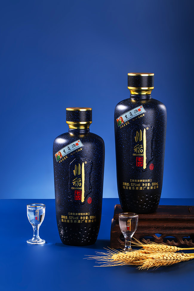 川稻老窖酒窖齡30濃醬兼香型【53度500ml】