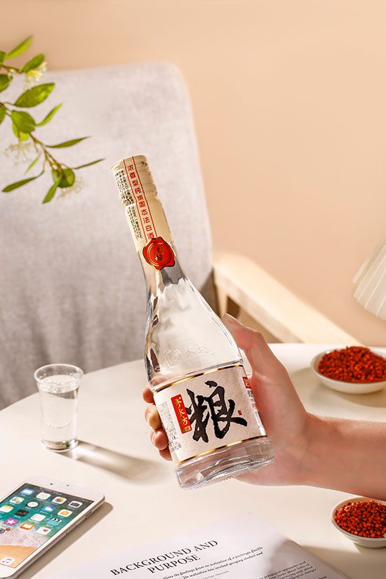 秀水坊紅糧酒濃香型白酒【52度500ml】
