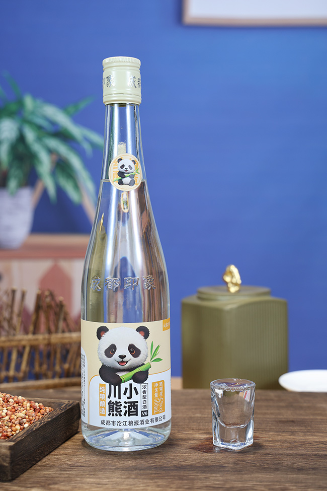 川小熊酒濃香型白酒V6【42度500ml】